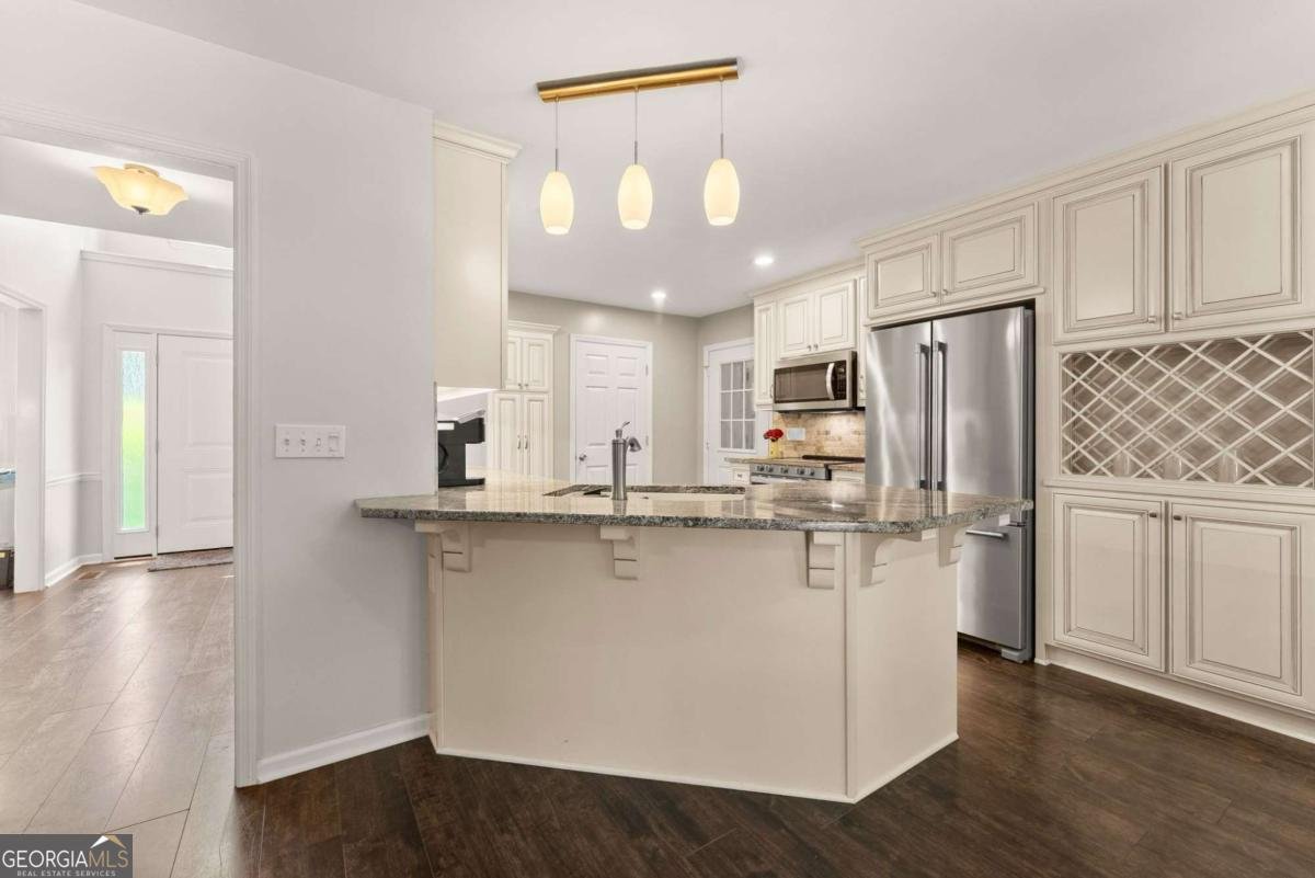 6413 Farm Ridge Court Flowery Branch - Photo 10