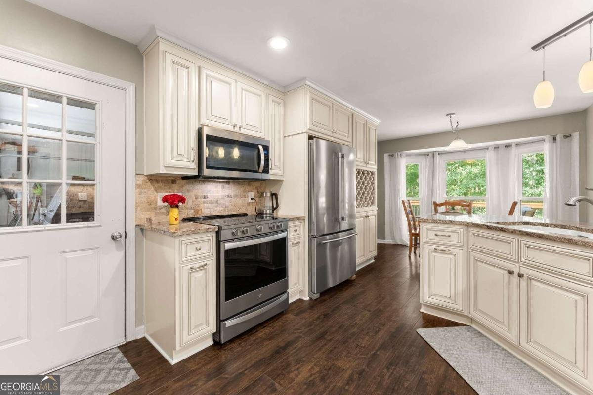6413 Farm Ridge Court Flowery Branch - Photo 16