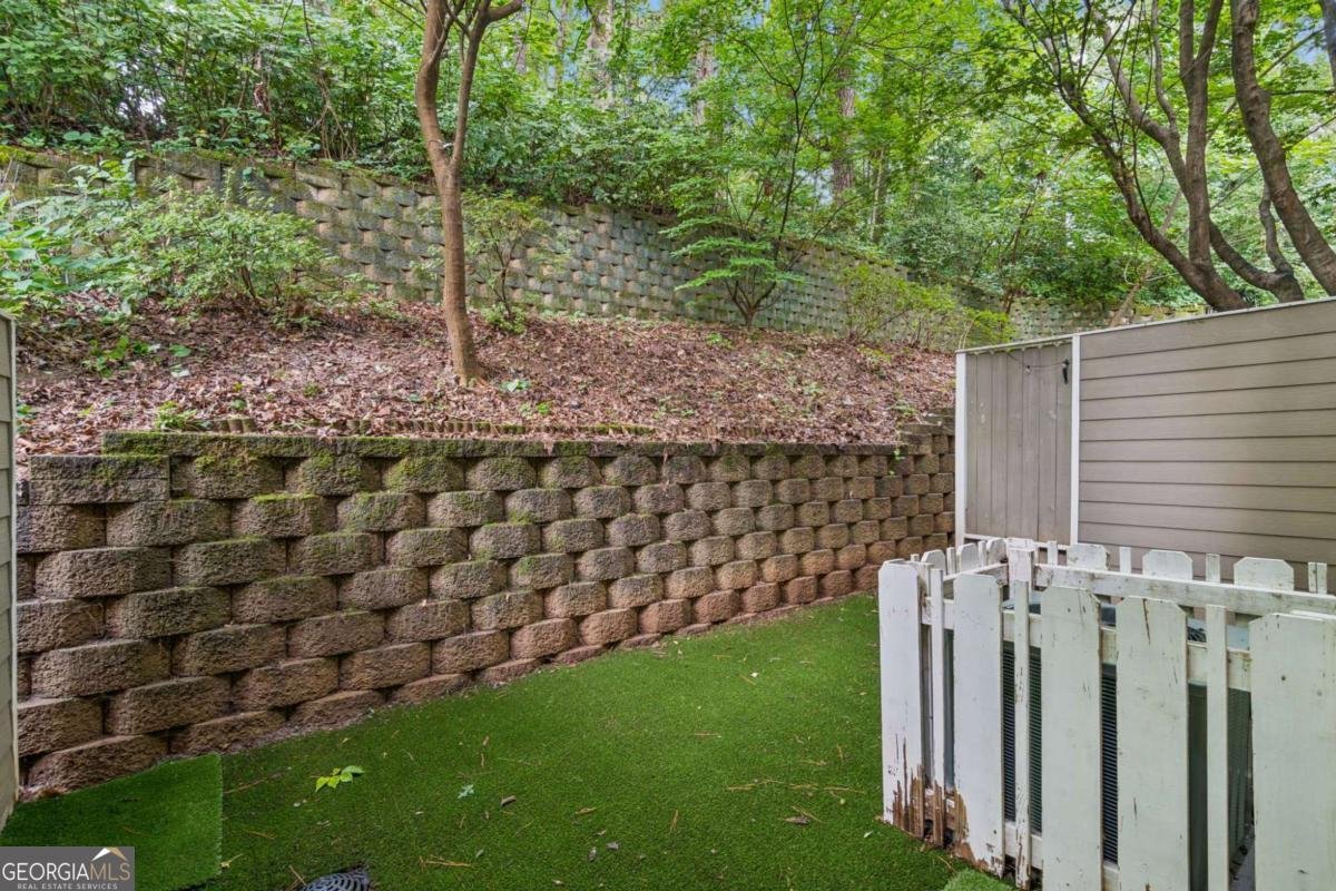 749 Hillpine Terrace Atlanta - Photo 32