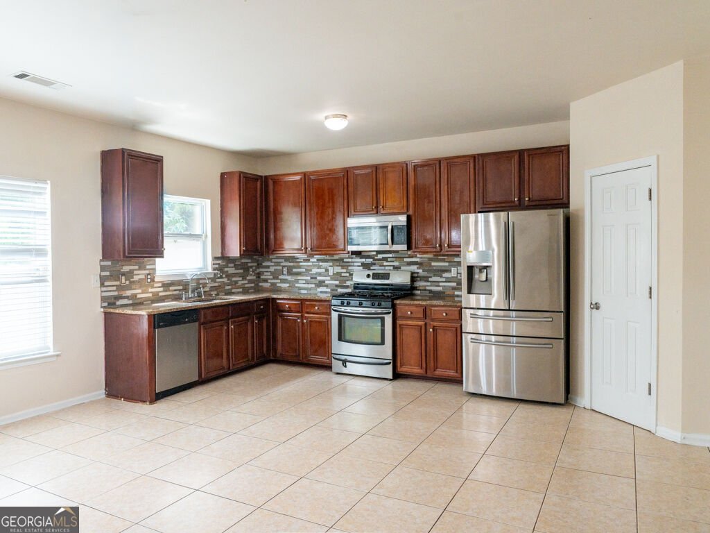 1320 Grey Rock Way Suwanee - Photo 10
