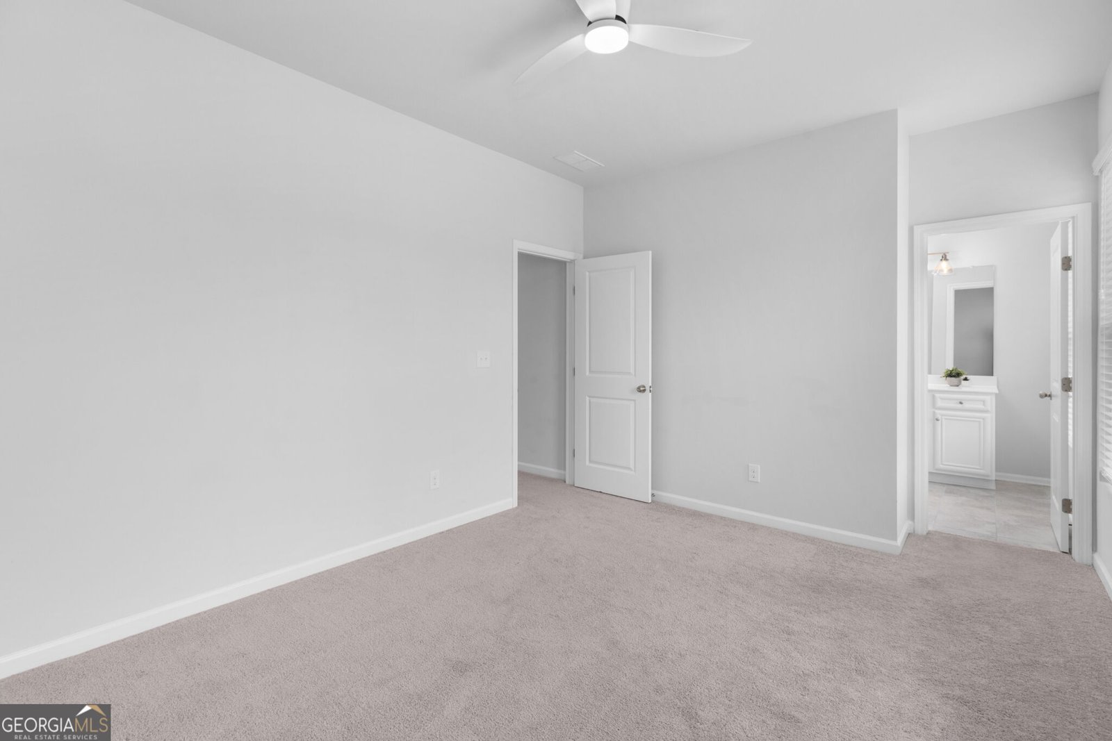4361 White spruce ally Doraville - Photo 40