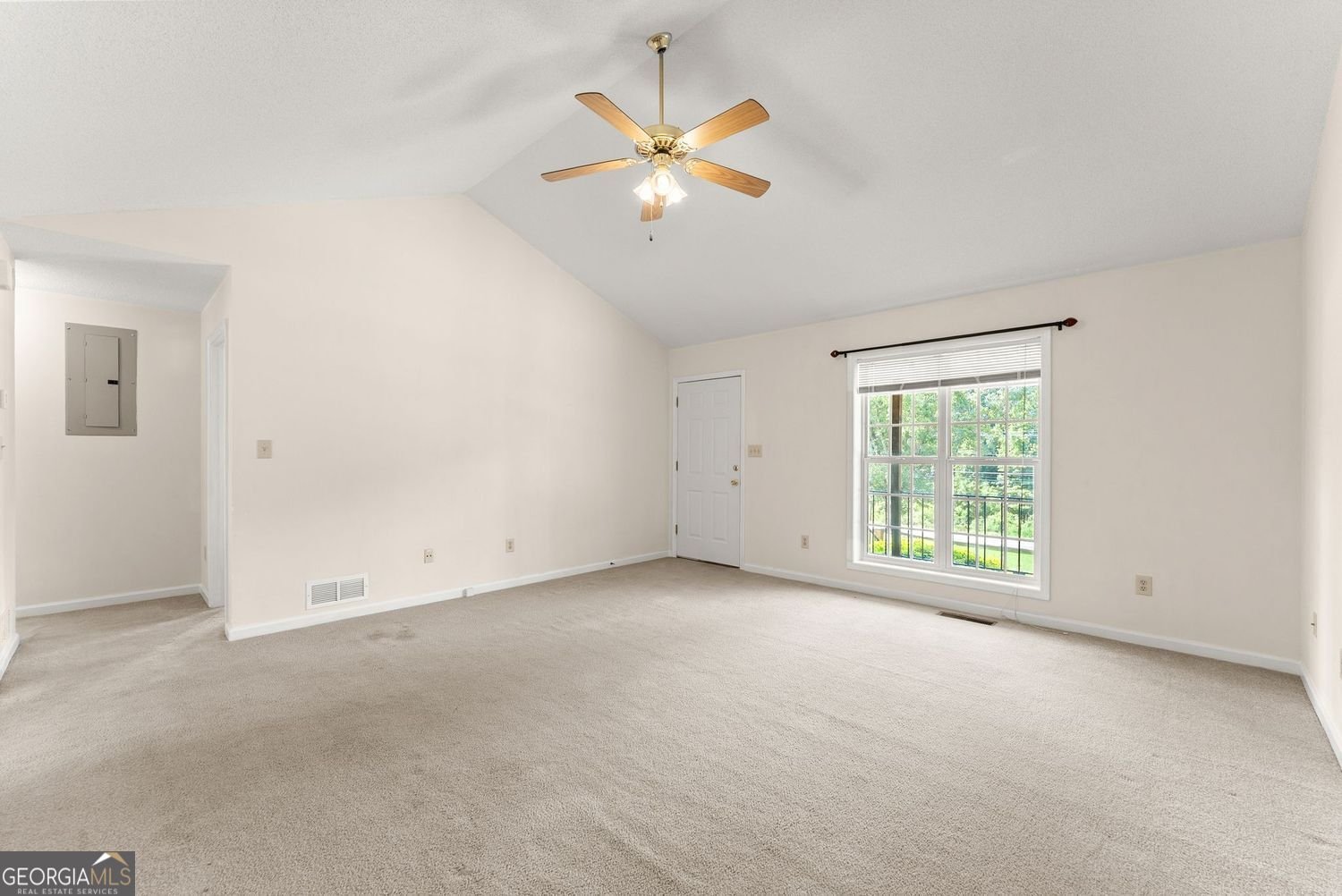 5740 Thompson Bridge Road Murrayville - Photo 9