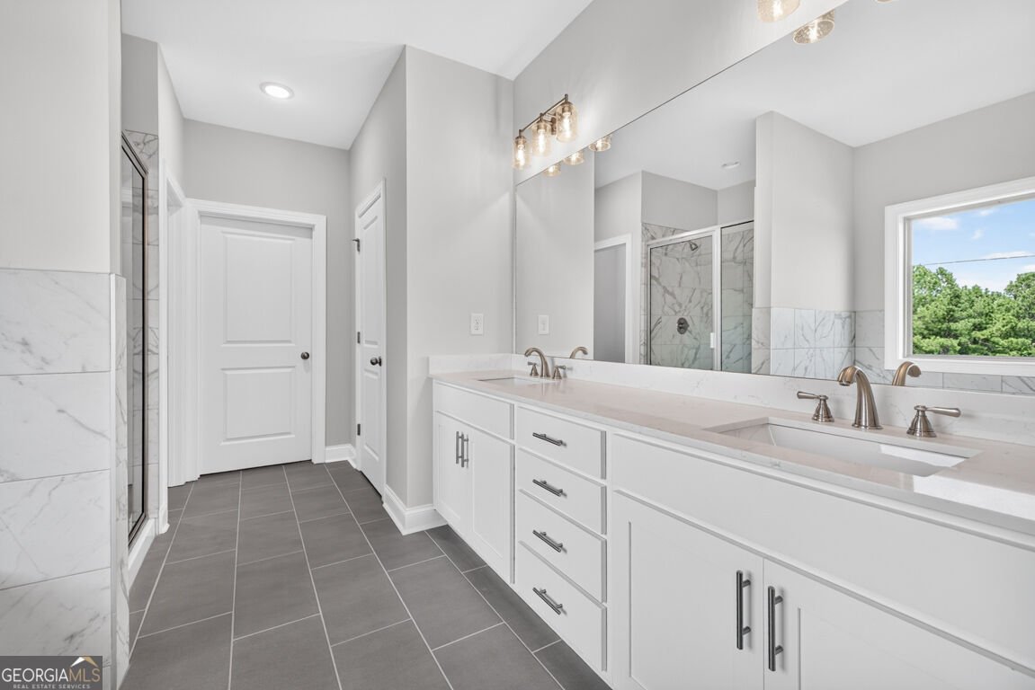 922 Homepark Circle Buford - Photo 32
