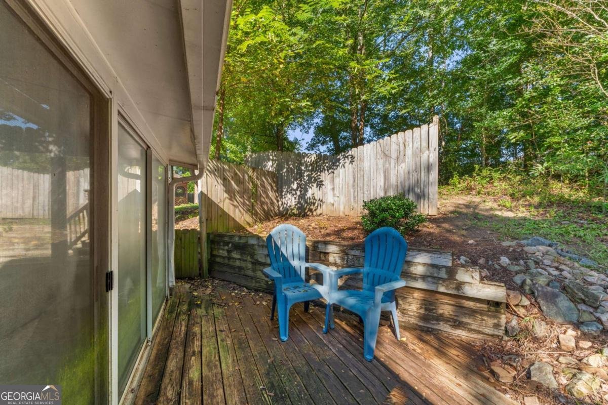 1047 Kennesborough Road Kennesaw - Photo 21
