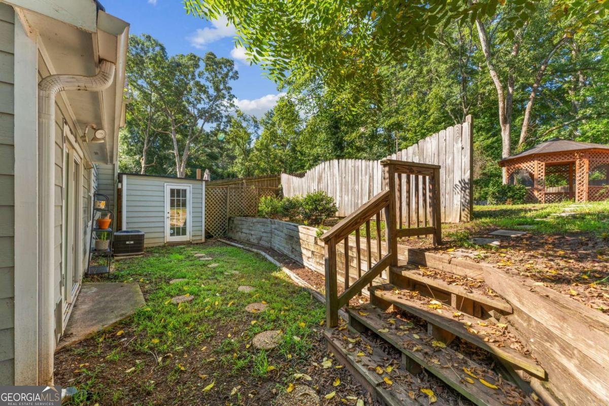 1047 Kennesborough Road Kennesaw - Photo 22