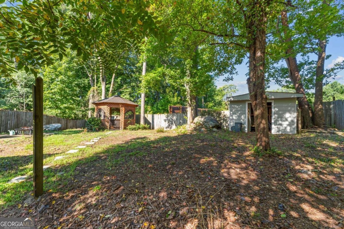 1047 Kennesborough Road Kennesaw - Photo 23