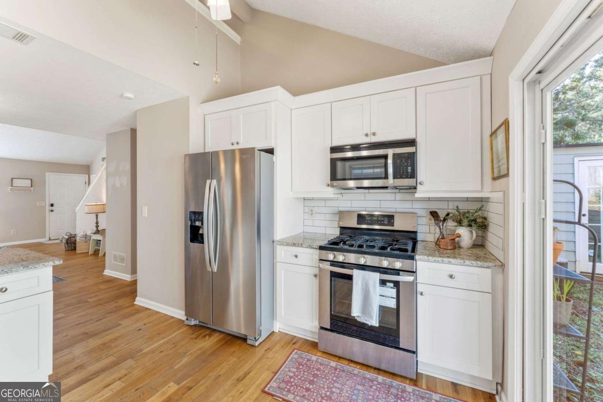 1047 Kennesborough Road Kennesaw - Photo 8