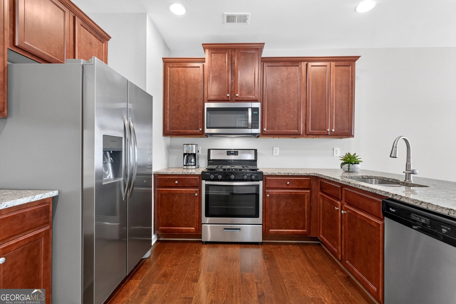 3383 Castleberry Village Circle Cumming - Photo 6