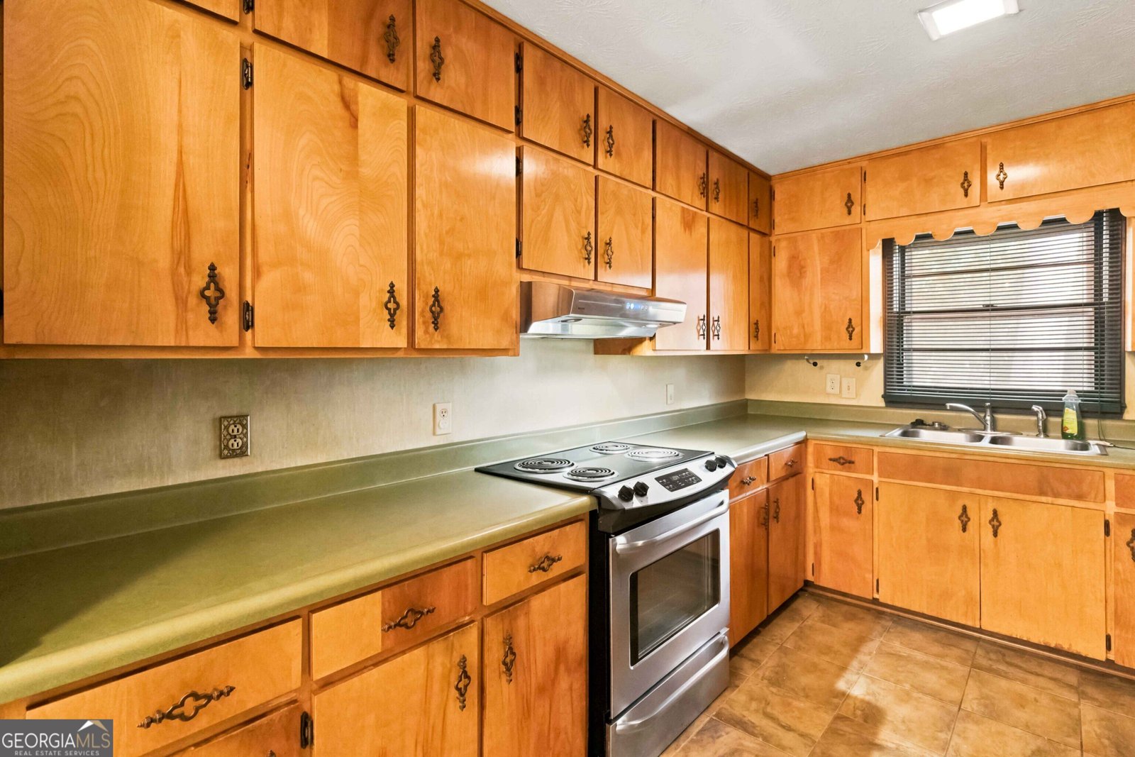 103 Club Court Stockbridge - Photo 10
