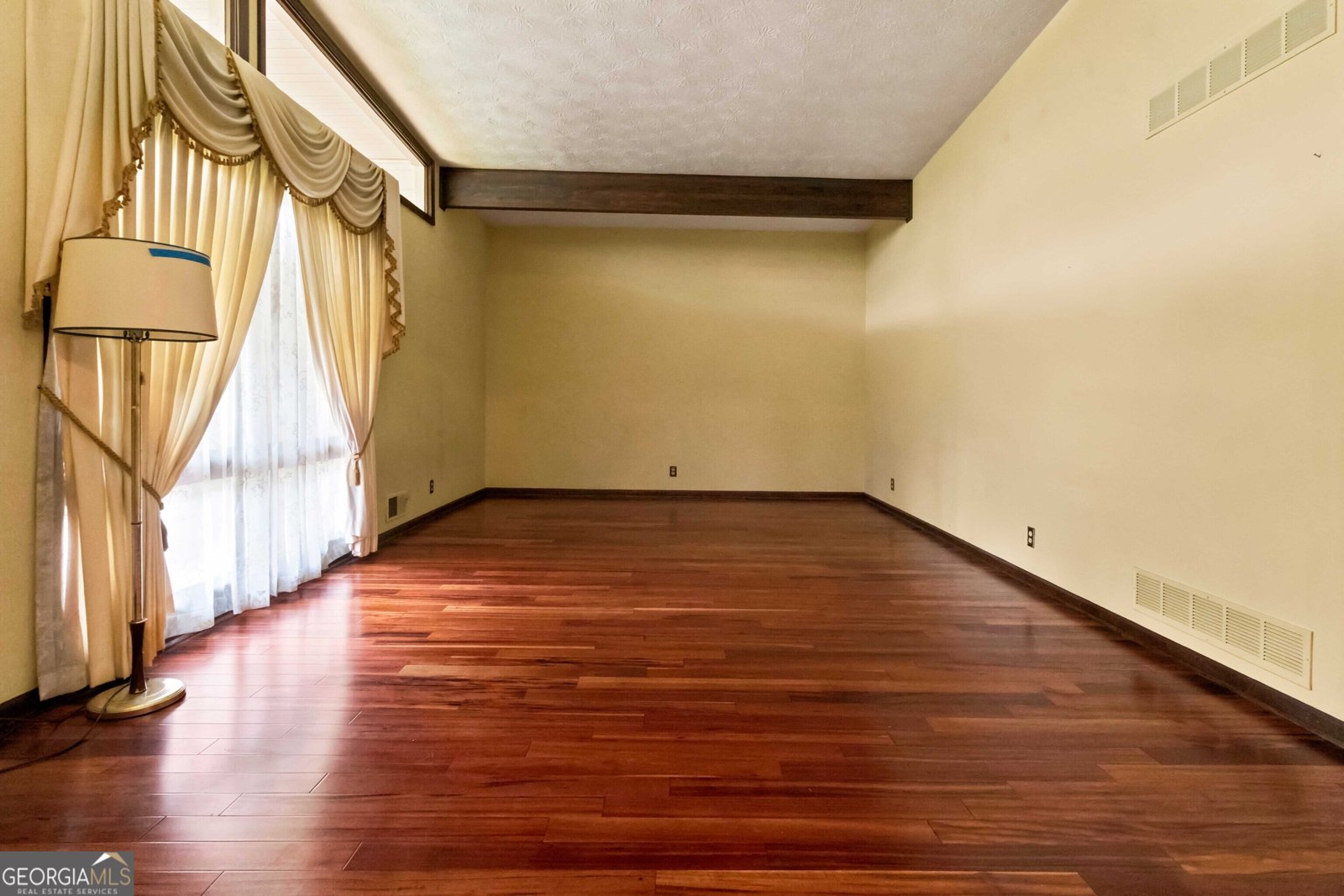 103 Club Court Stockbridge - Photo 14