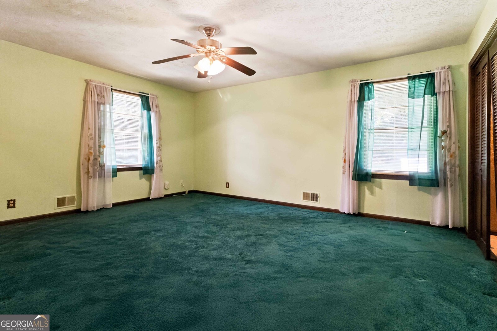 103 Club Court Stockbridge - Photo 23