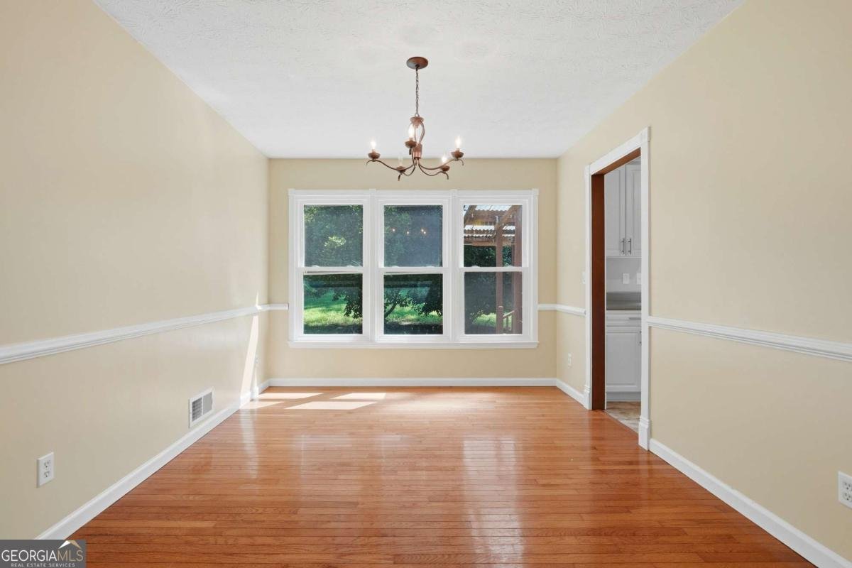 440 Hunters Cove Court Lawrenceville - Photo 10