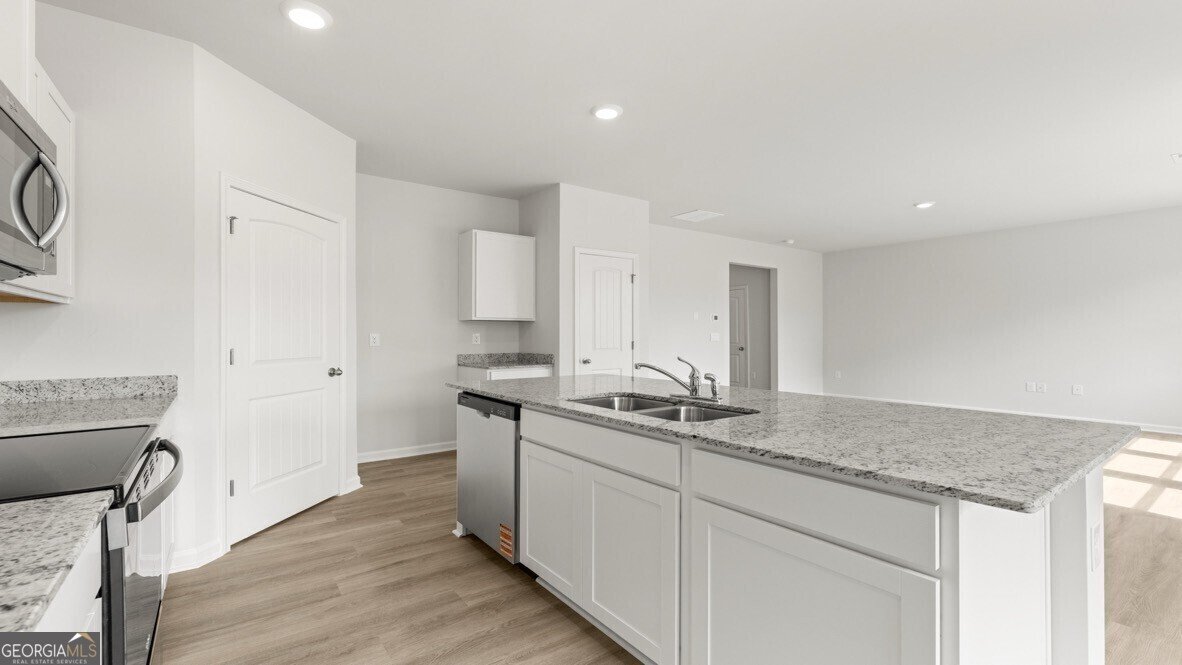 8170 Elkhorn Drive Fairburn - Photo 7