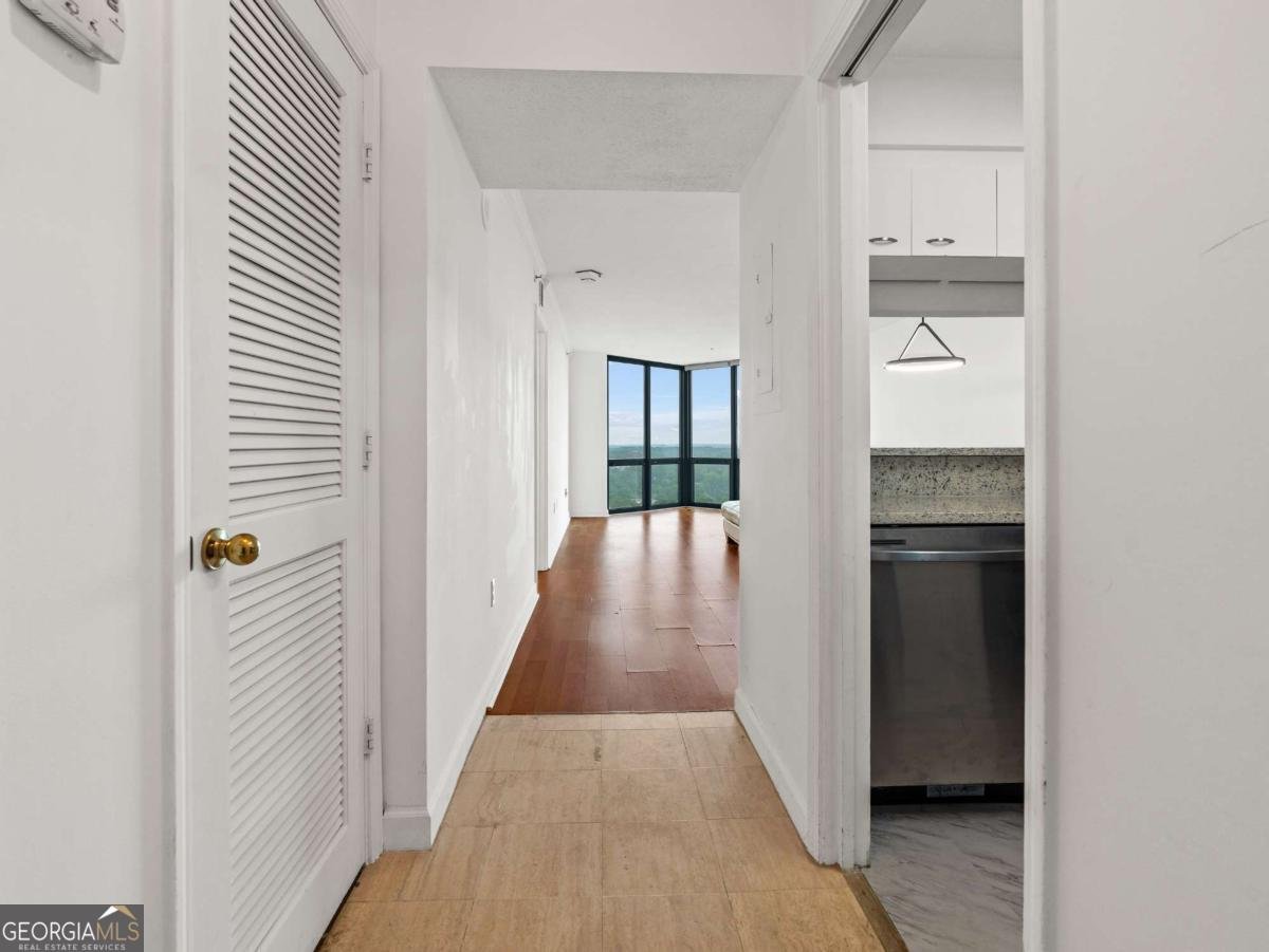 2870 Pharr Court South Atlanta - Photo 13
