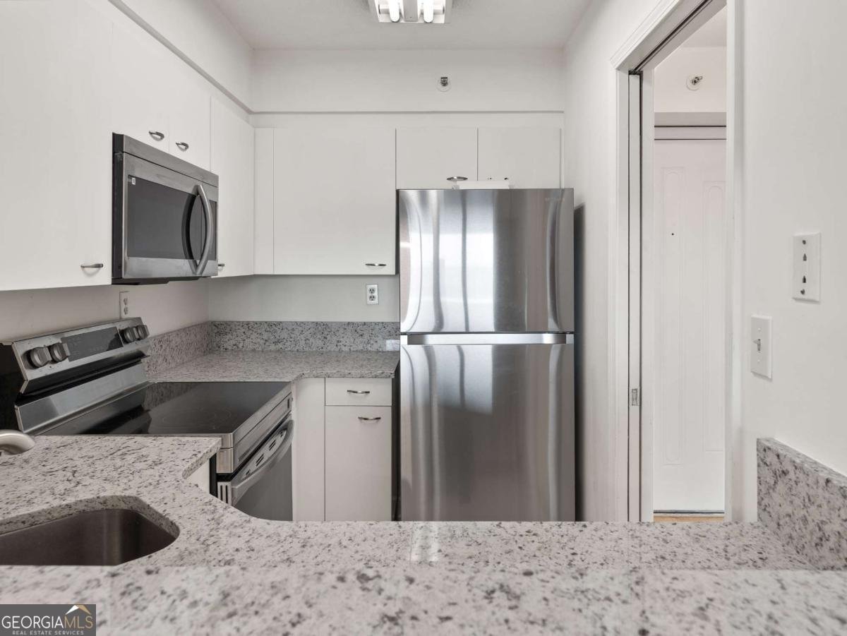 2870 Pharr Court South Atlanta - Photo 17