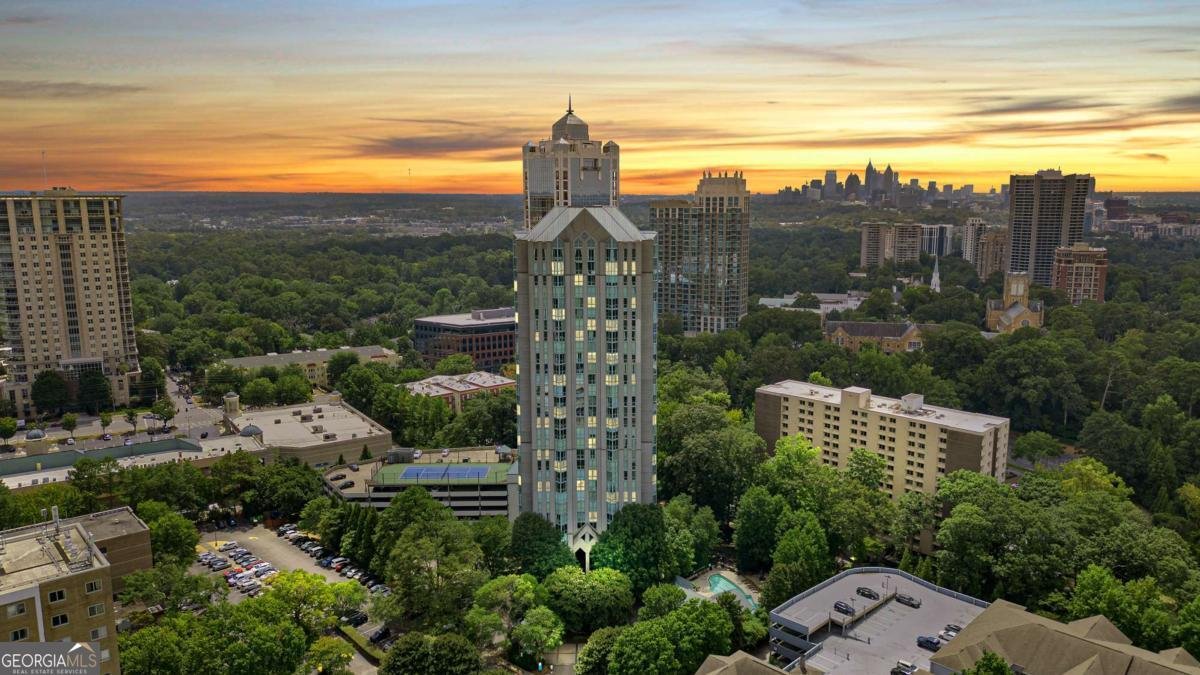 2870 Pharr Court South Atlanta - Photo 34