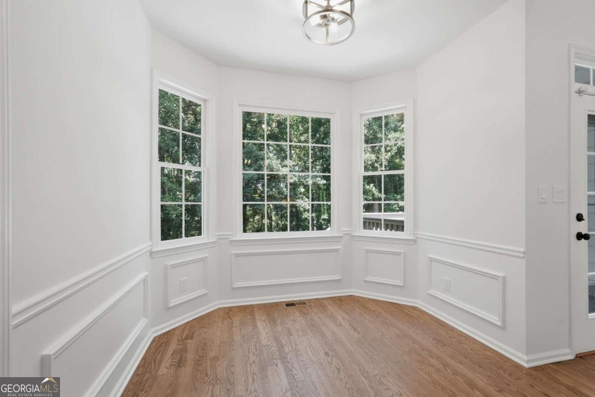 9370 Eagles Landing Drive Gainesville - Photo 13