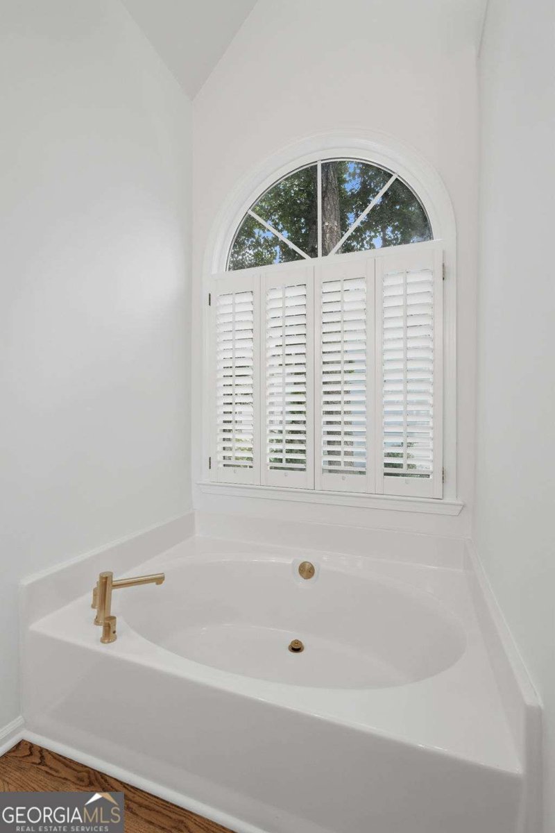 9370 Eagles Landing Drive Gainesville - Photo 17