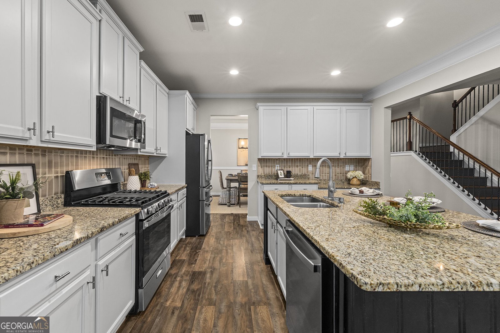 135 Cherokee Reserve Circle Canton - Photo 16