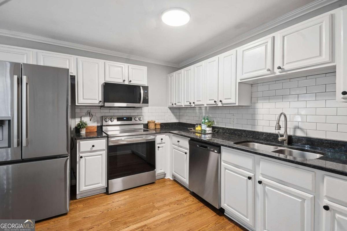 811 Wayland Court Smyrna - Photo 11