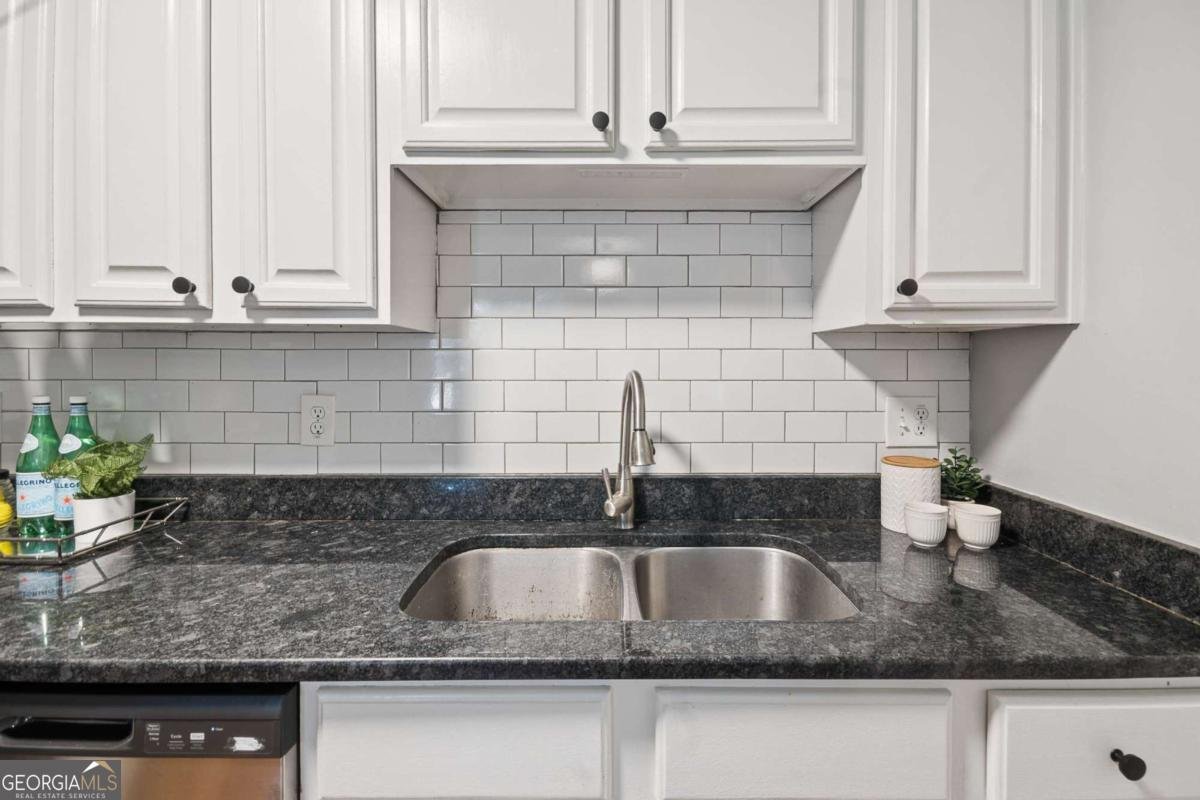 811 Wayland Court Smyrna - Photo 14