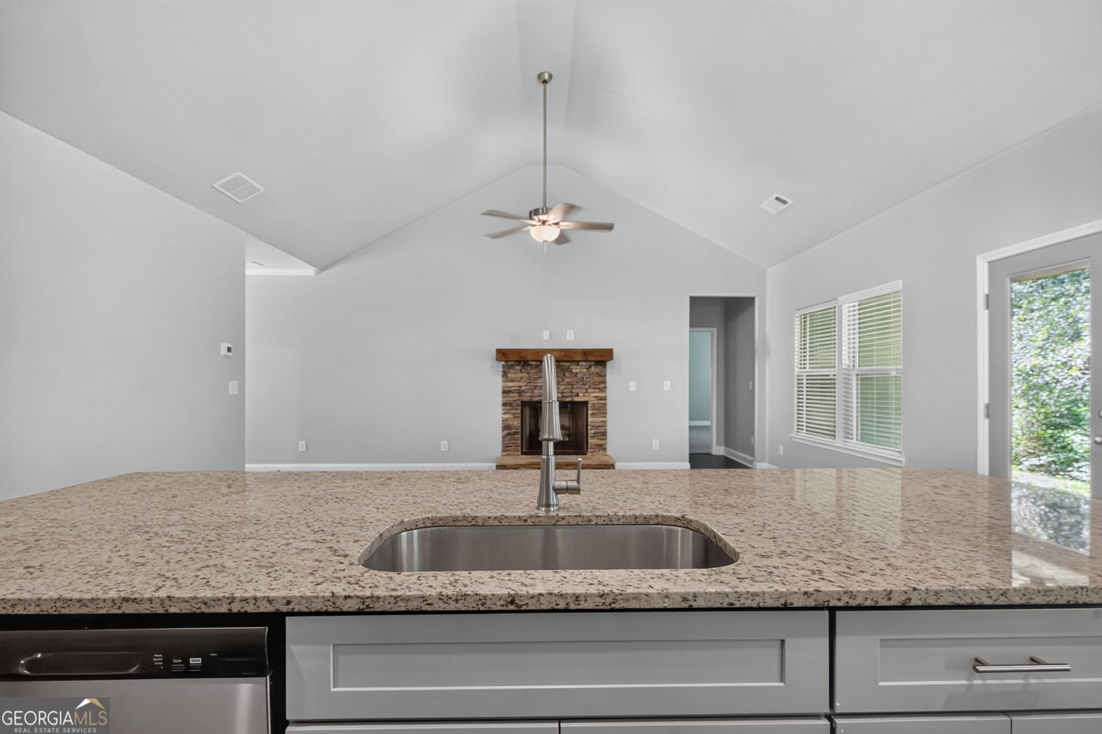 131 Holtz Drive Carrollton - Photo 9