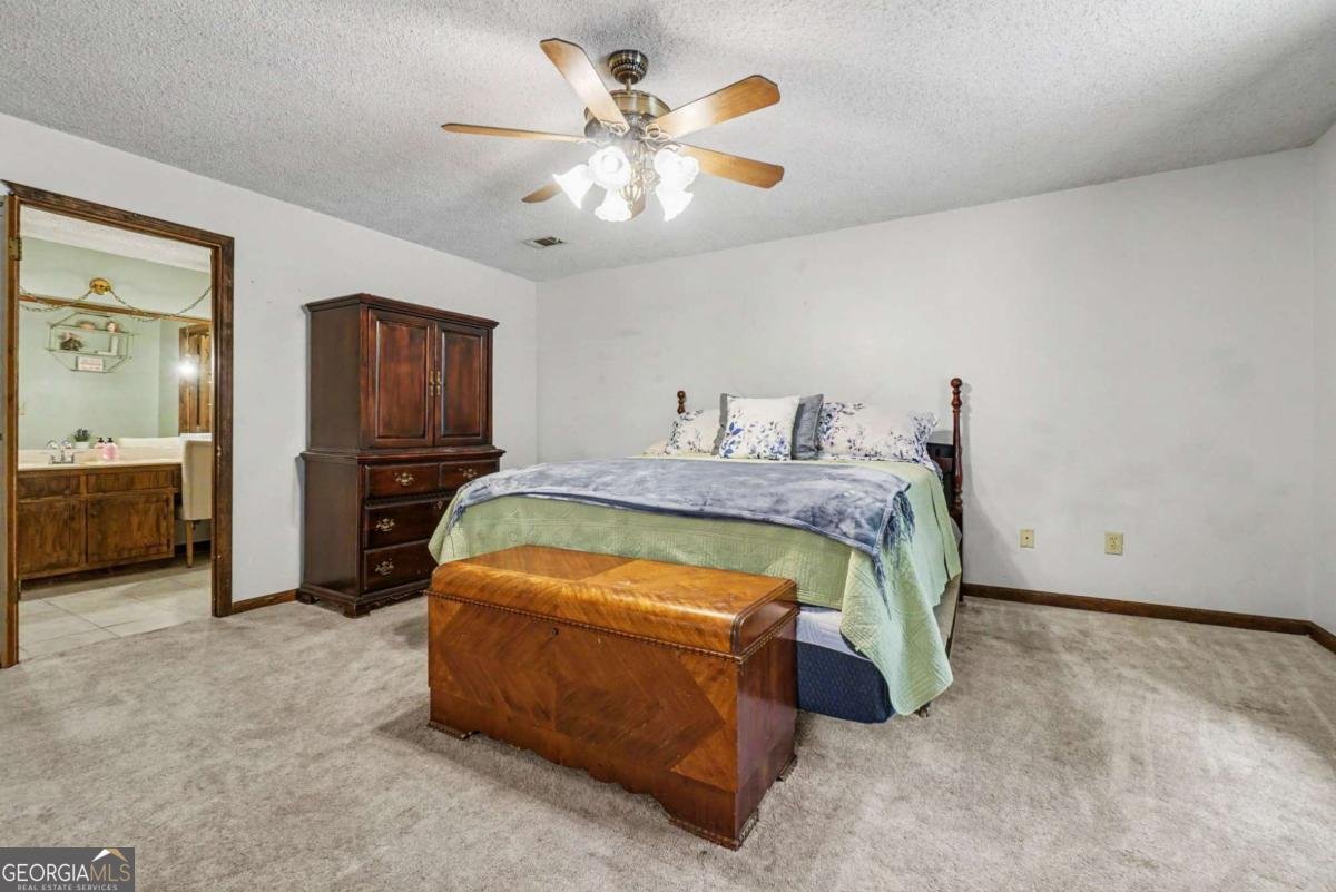 25 Woodall Rd Se White - Photo 17