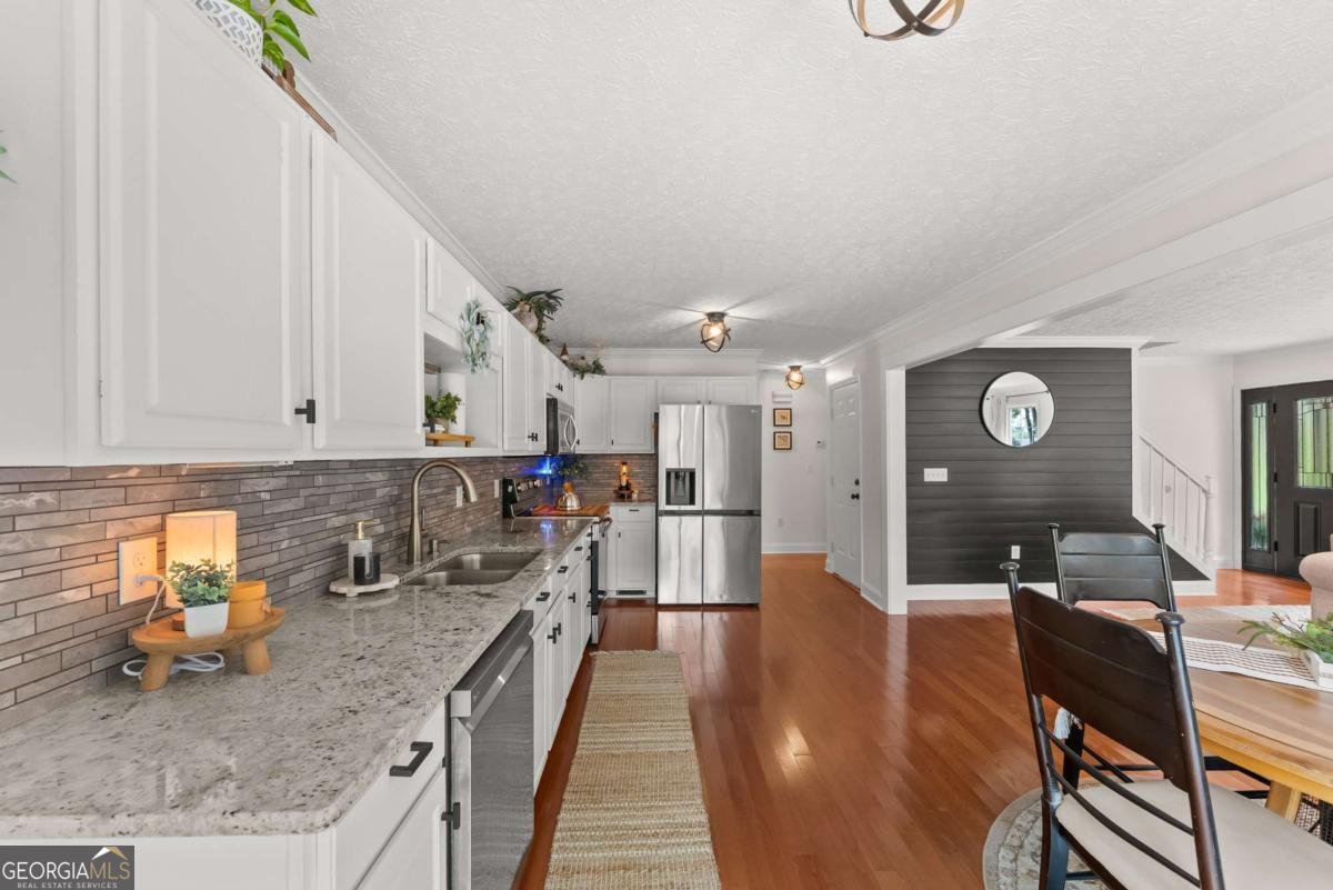 3448 Point View Circle Gainesville - Photo 29