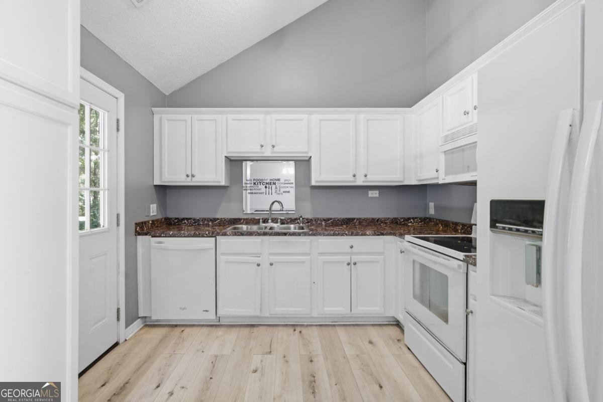 1 Talon Court Kingston - Photo 8