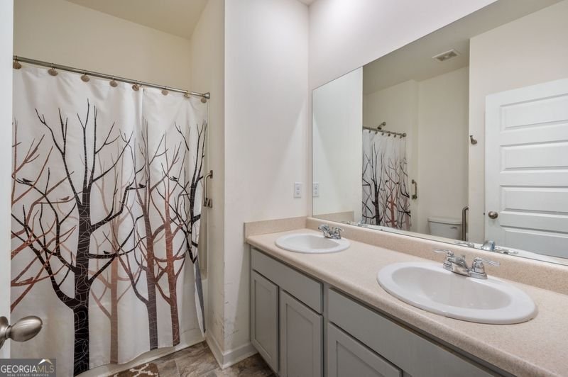 647 Graham Campbell Lane Statham - Photo 10