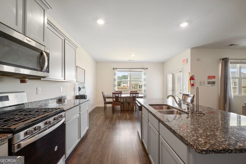 647 Graham Campbell Lane Statham - Photo 31