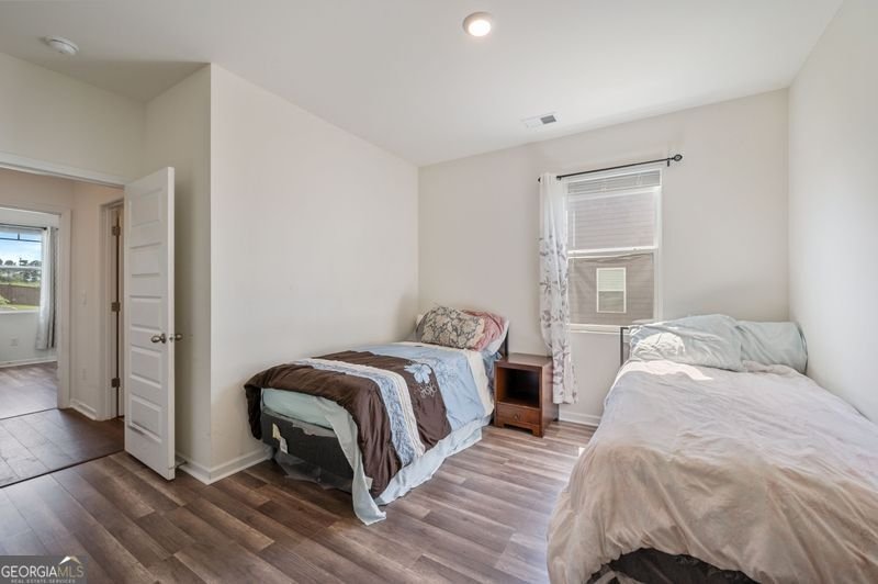 647 Graham Campbell Lane Statham - Photo 6
