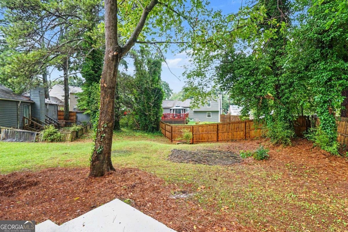 4584 Garden Hills Drive Stone Mountain - Photo 25