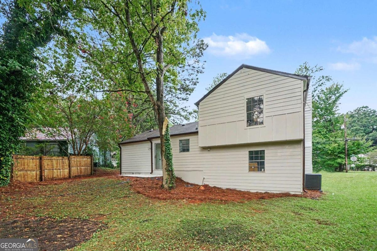 4584 Garden Hills Drive Stone Mountain - Photo 26