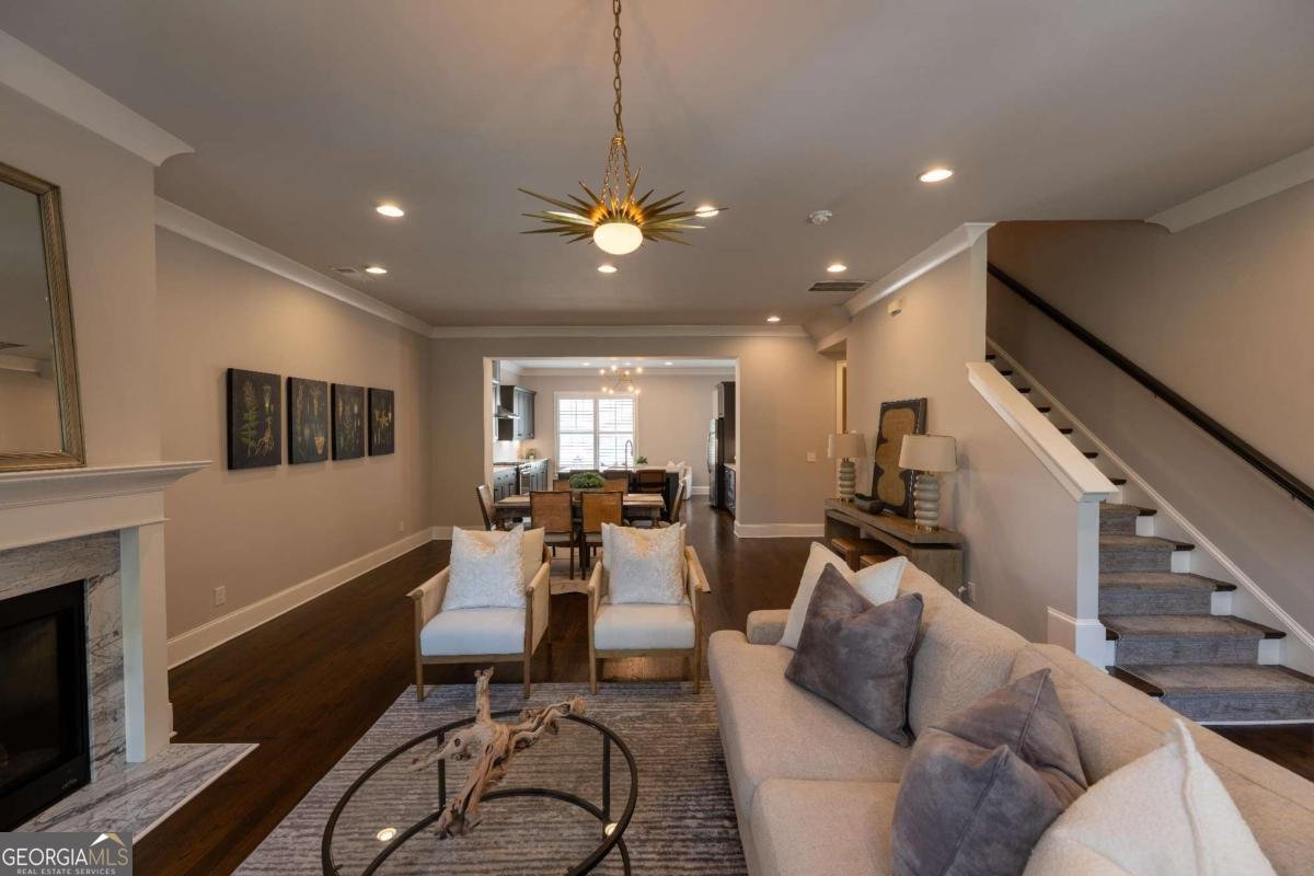 130 Clover Court Roswell - Photo 14