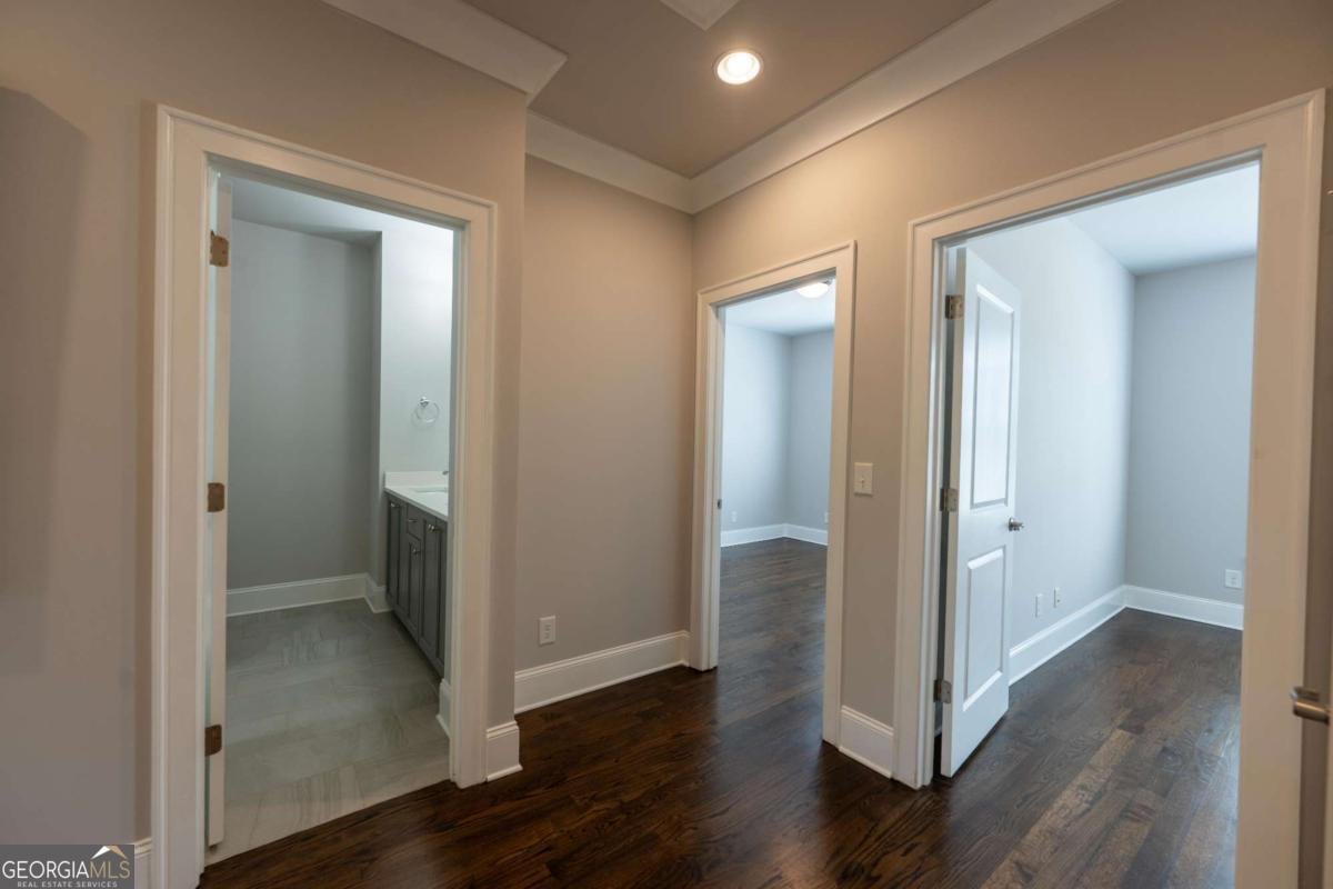 130 Clover Court Roswell - Photo 20