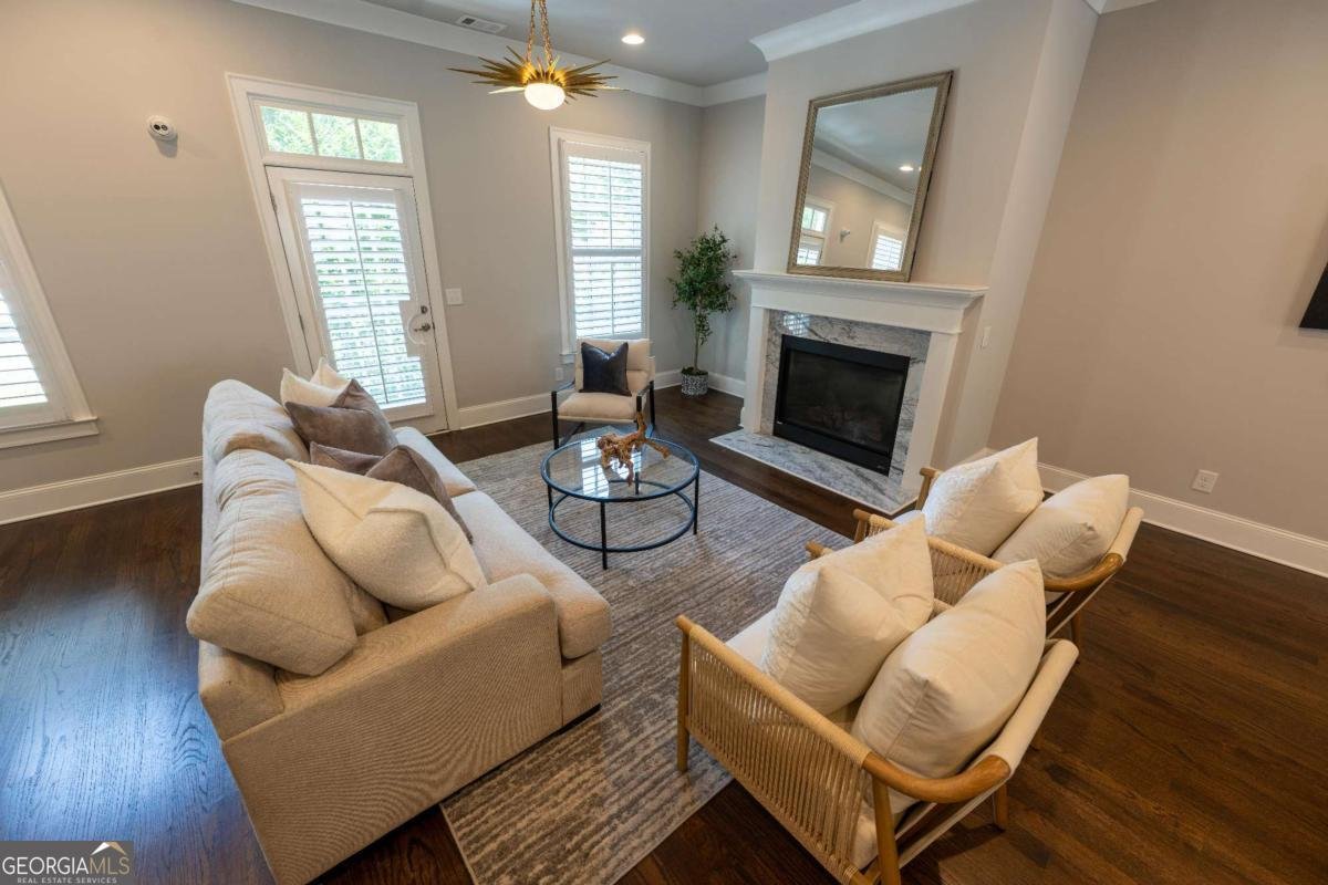 130 Clover Court Roswell - Photo 9