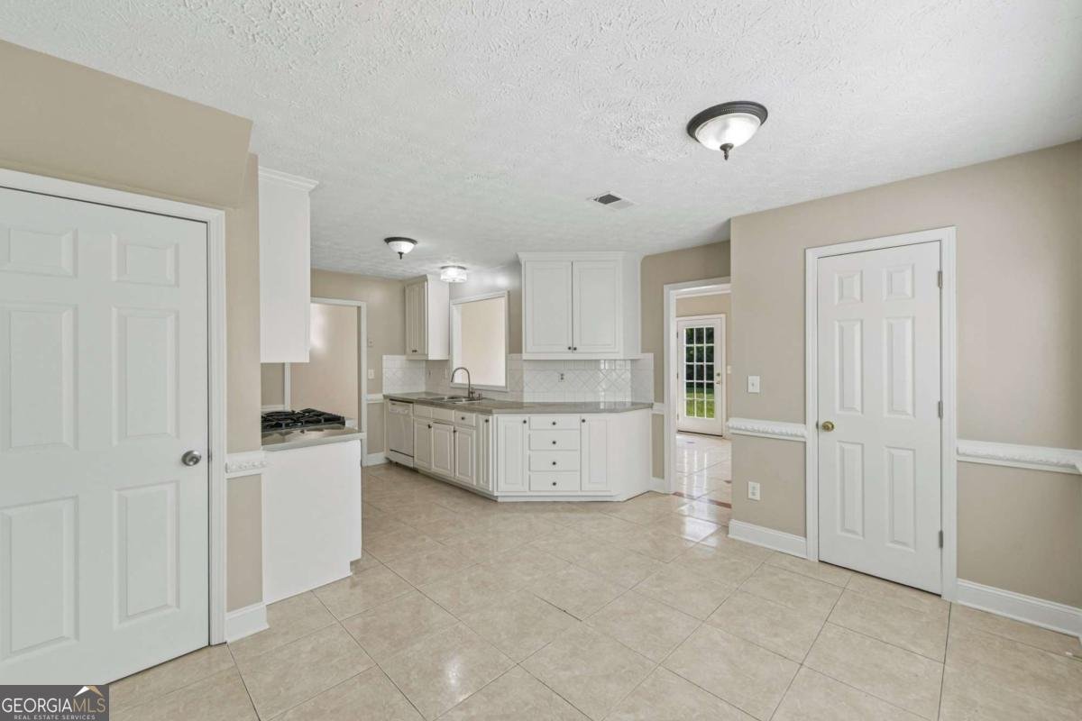 2084 Green Gate Place Grayson - Photo 14