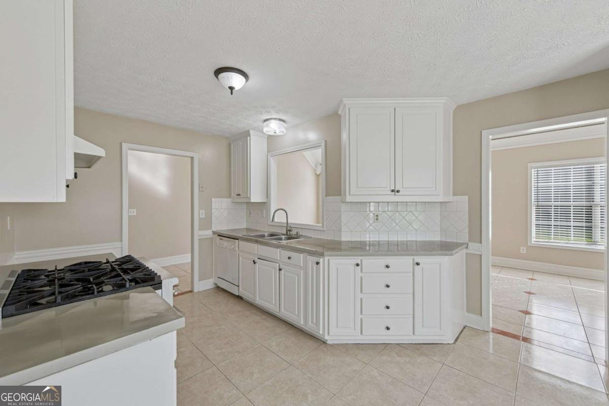 2084 Green Gate Place Grayson - Photo 16