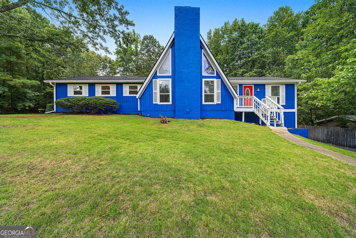 3202 Beaver Drive Douglasville - main photo