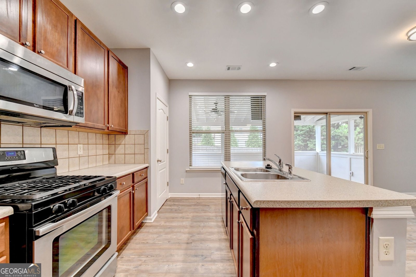 515 Creekshire Circle Canton - Photo 17