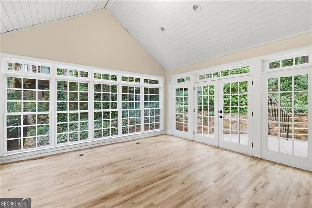7170 Riverside Drive Atlanta - Photo 18