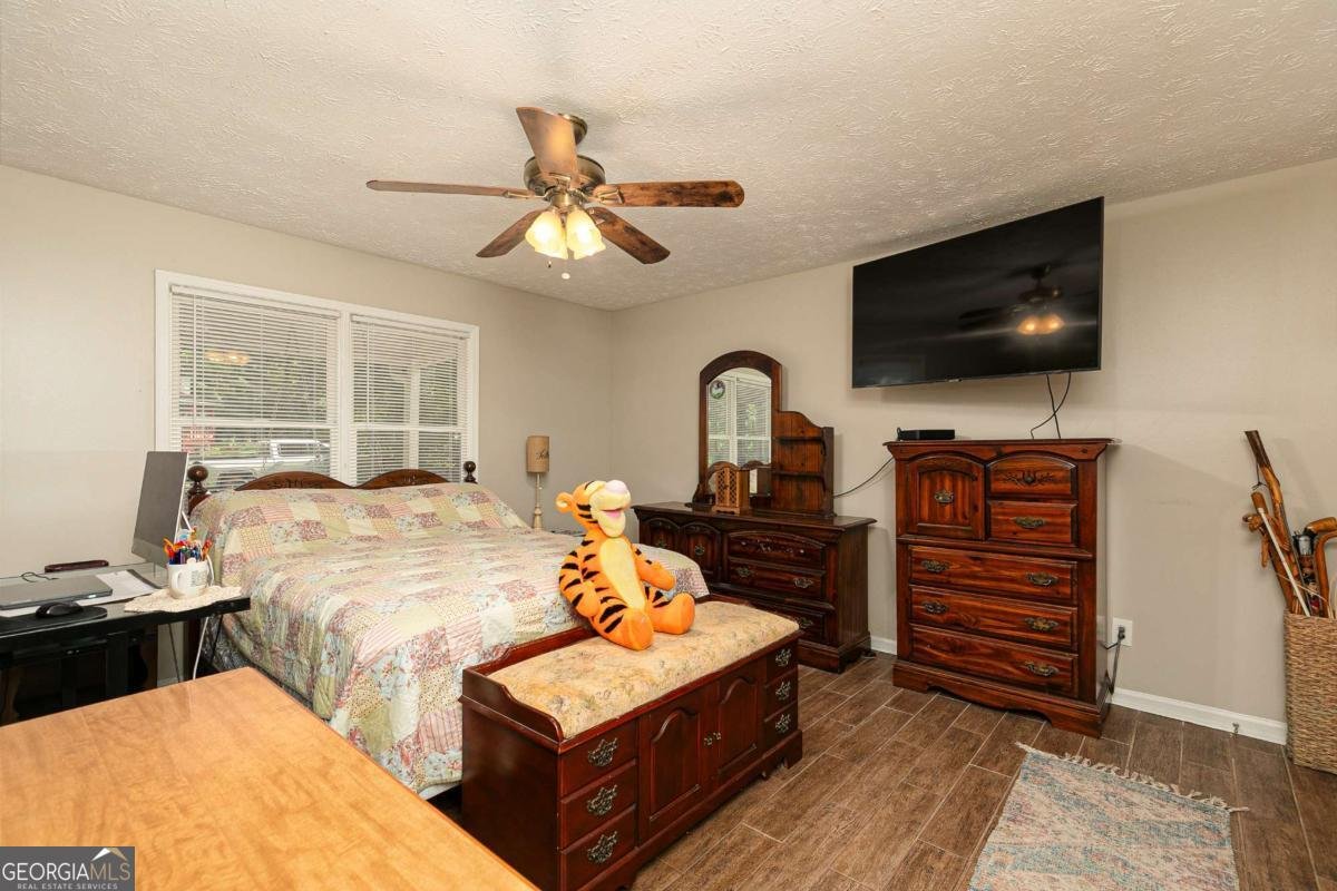 844 Hardy Circle Dallas - Photo 18
