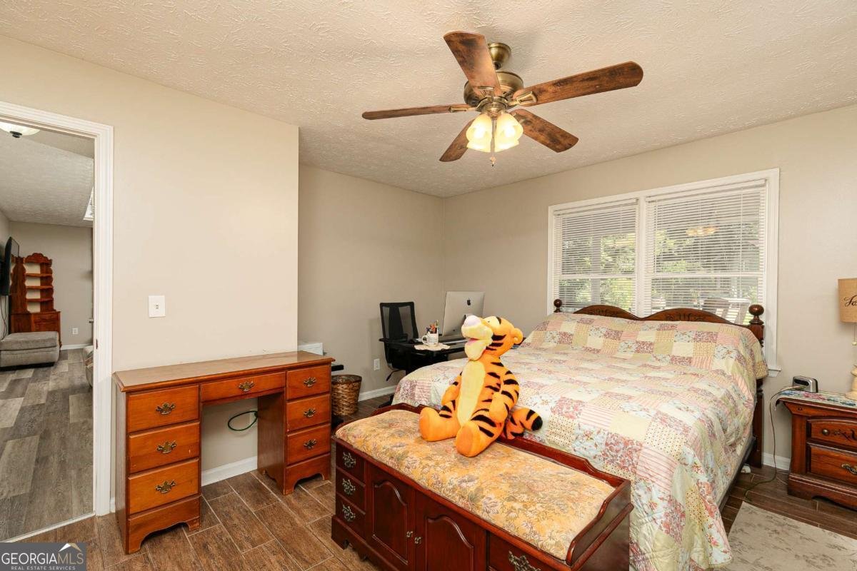 844 Hardy Circle Dallas - Photo 19