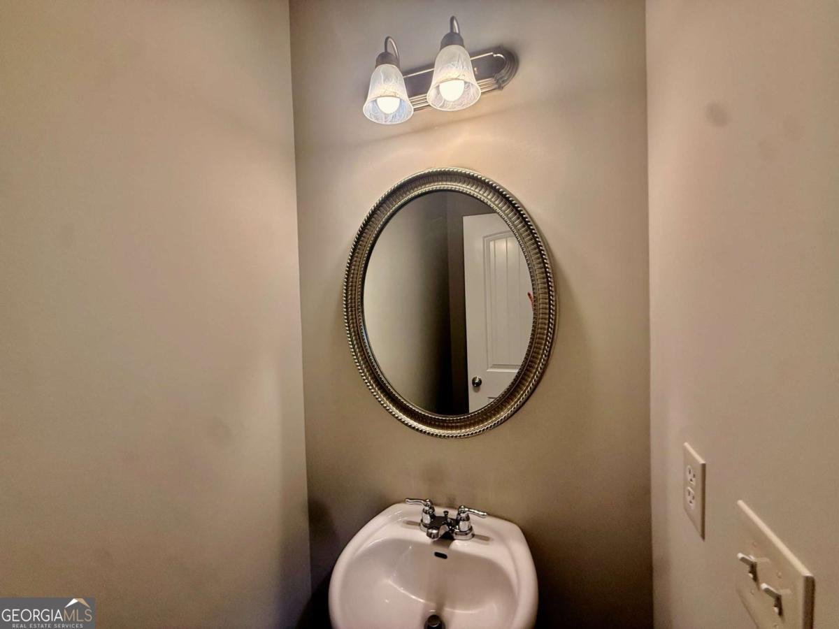 4050 Ironwood Drive Atlanta - Photo 11