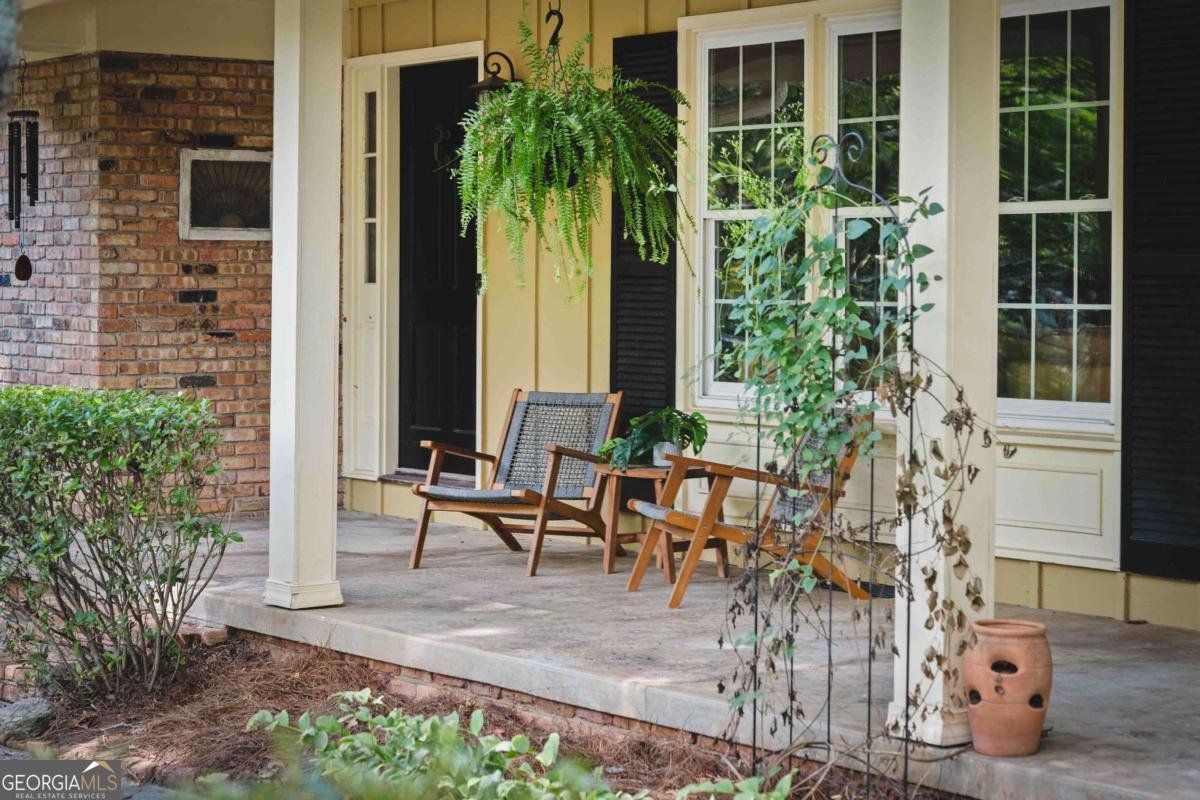 2480 Flair Knoll Drive Atlanta - Photo 11