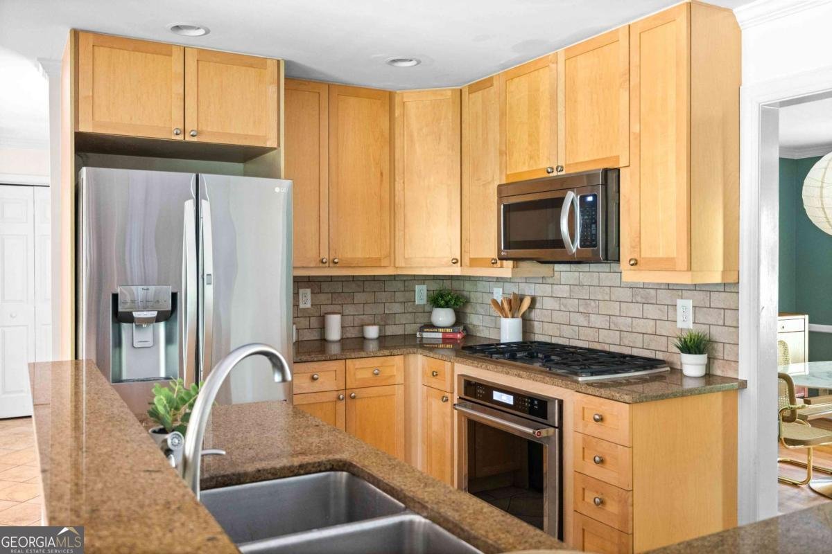 2480 Flair Knoll Drive Atlanta - Photo 17