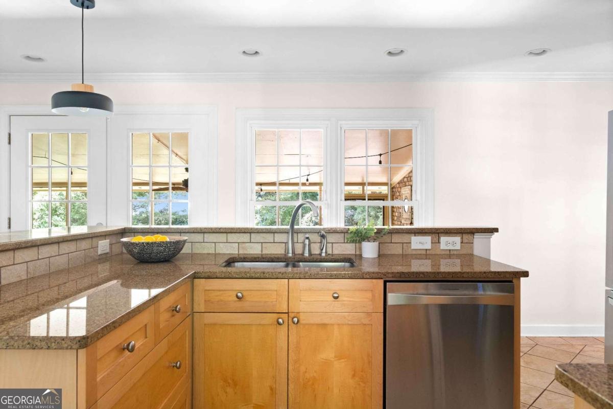 2480 Flair Knoll Drive Atlanta - Photo 19