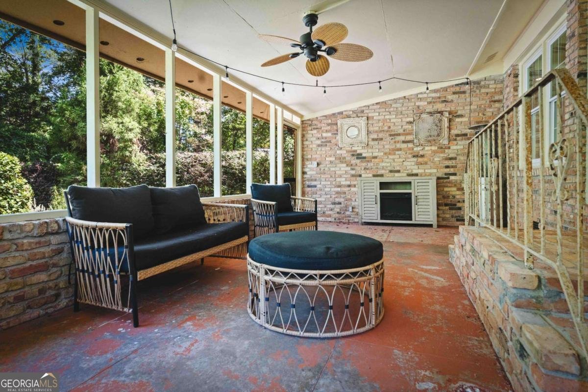 2480 Flair Knoll Drive Atlanta - Photo 39