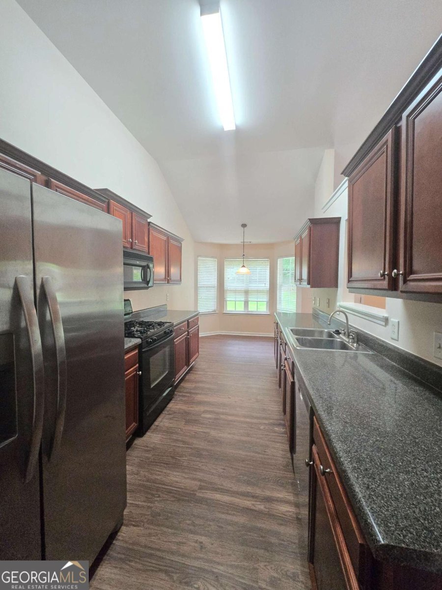 2145 Mina Lane Drive Buford - Photo 11